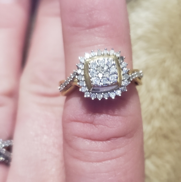 Gold ring - Picture 4 of 5